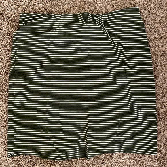 Striped pencil skirt - Picture 1 of 3